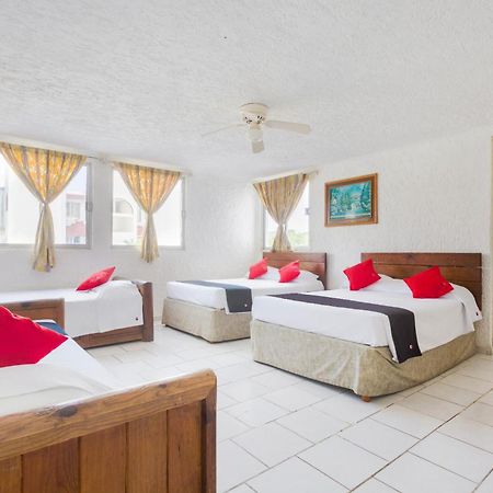 Capital O Farallon Inn, Cancun Exterior photo