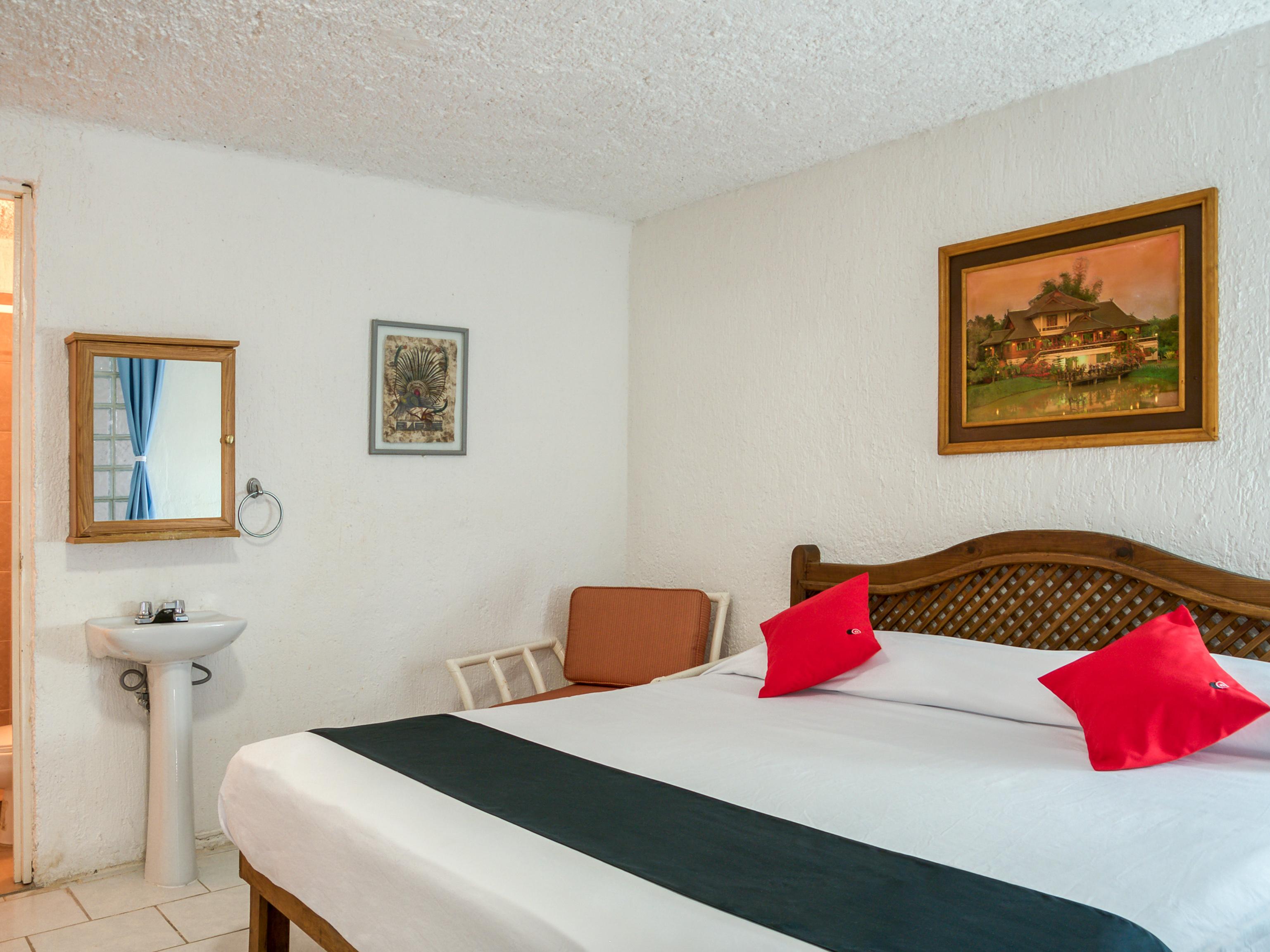 Capital O Farallon Inn, Cancun Exterior photo